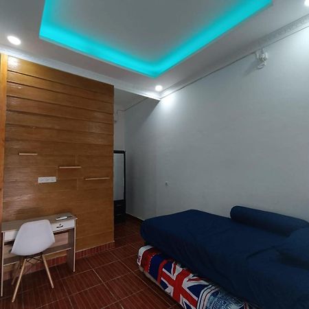 Готель Oyo Life 92977 Neba Kost Aesthetic Peladen Екстер'єр фото