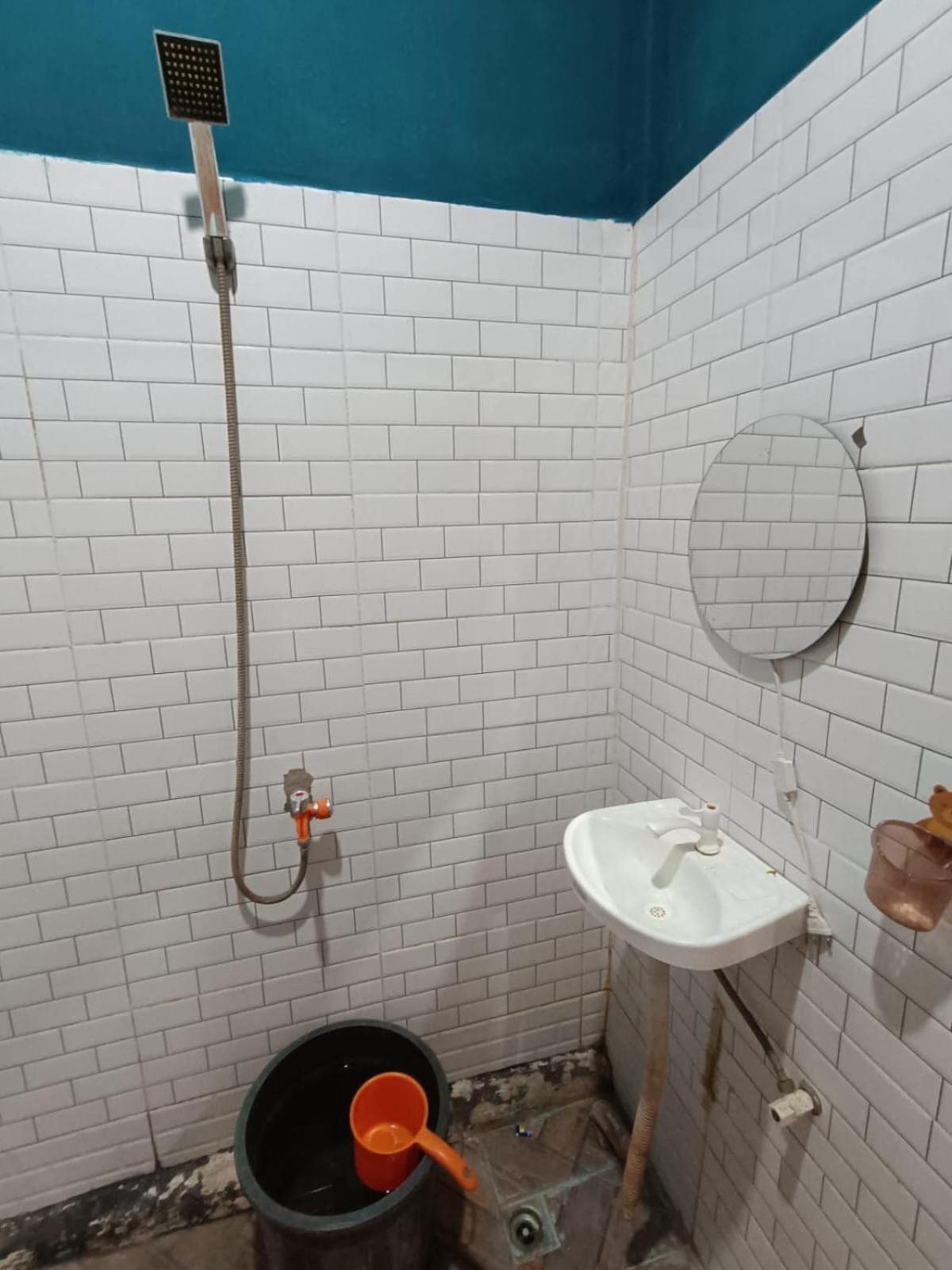 Готель Oyo Life 92977 Neba Kost Aesthetic Peladen Екстер'єр фото
