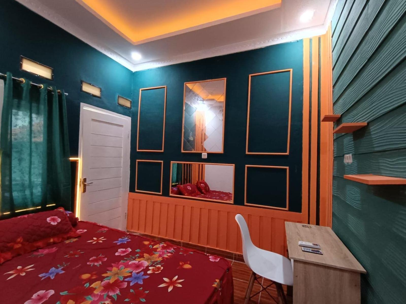 Готель Oyo Life 92977 Neba Kost Aesthetic Peladen Екстер'єр фото